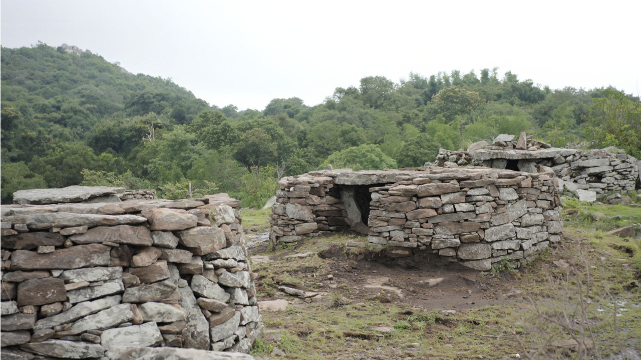 renugambal-kovil-kullar-caves6