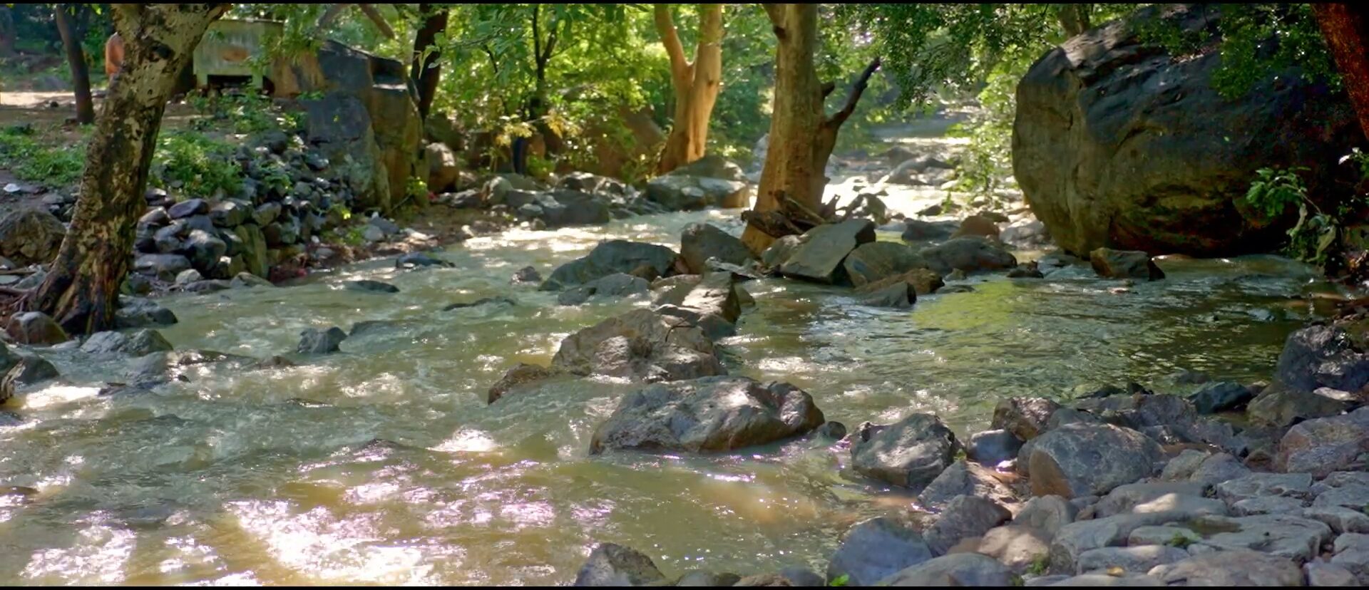 renugambal-kovil-kullar-caves9